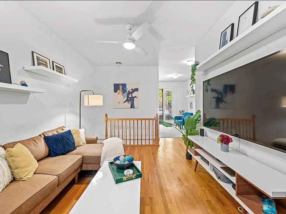 1st image of 330 W 101st St APT 1A