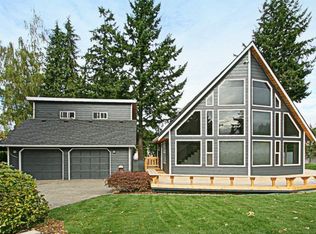 310 Heather Dr, Camano Island, WA 98282