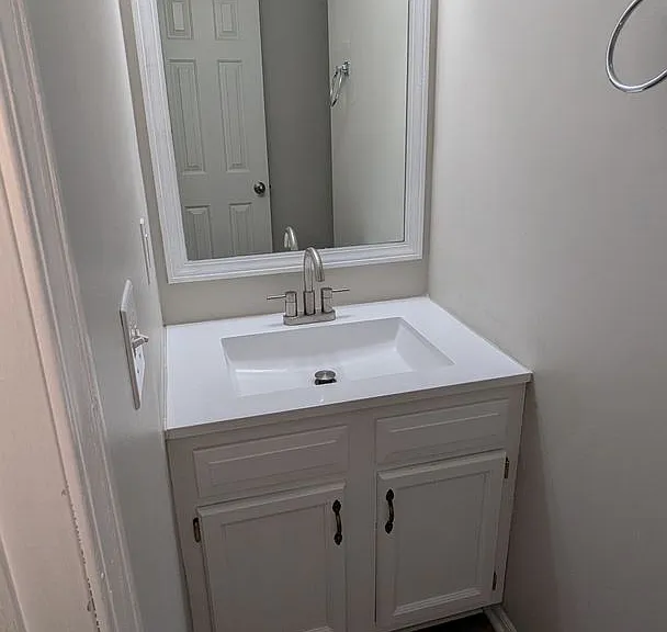 873 Kerns Dr NE — Photo 9
