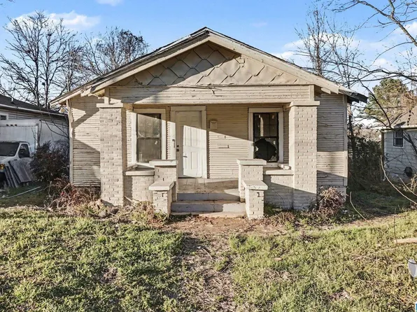 212 56th St, Fairfield, AL 35064