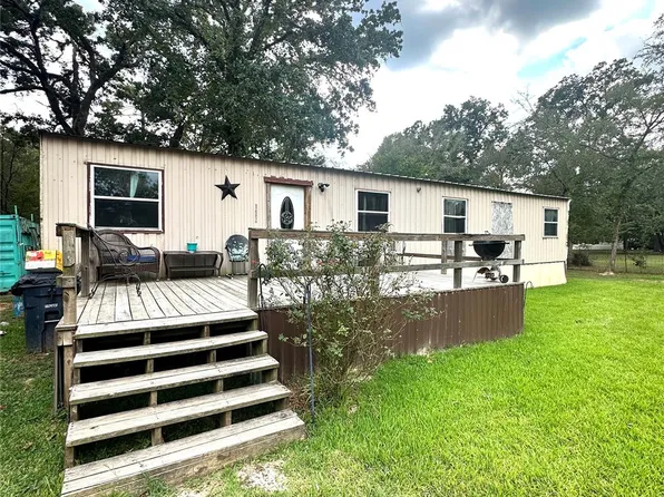 10682 Foxfire Dr, Plantersville, TX 77363