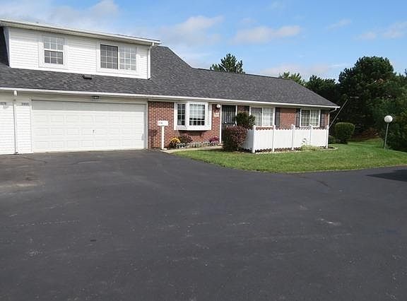 2nd image of 3880 Crestfield Dr
