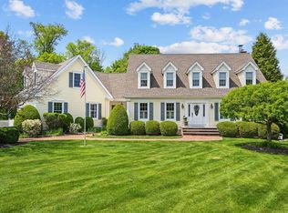 12 Nieland Dr, Warwick, NY 10990