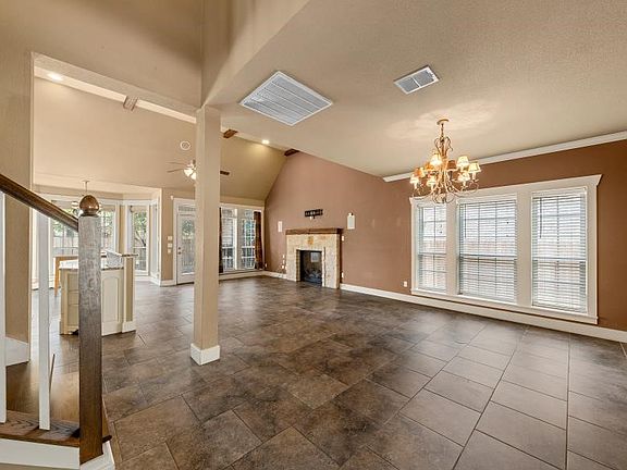 4th image of 17015 Stone Briar Rd