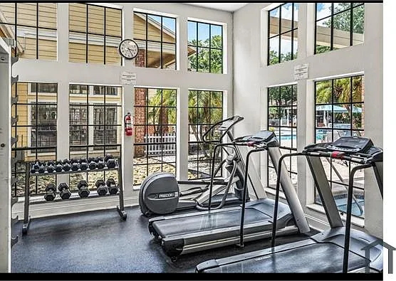 8752 Mallard Reserve Dr — Photo 20