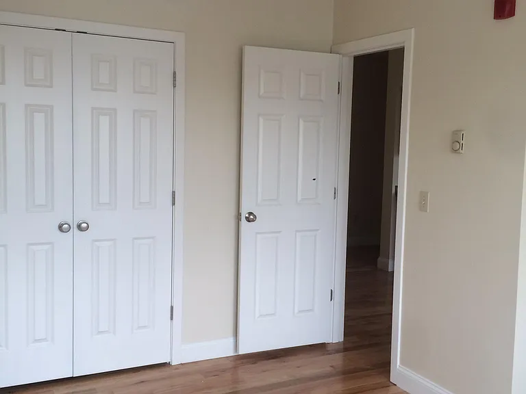 66 W Hollis St #7 — Photo 5