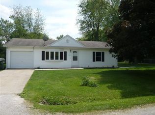 307 W Maple St, Ashmore, IL 61912