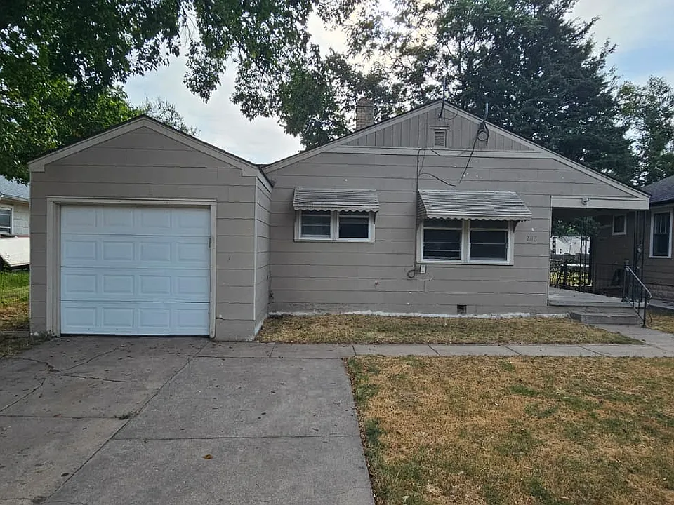 2116 S Waco Ave