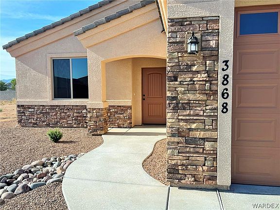 4th image of 3868 E McVicar Ave