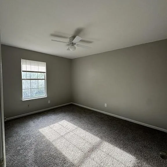 2115 Pasco St #B — Photo 15