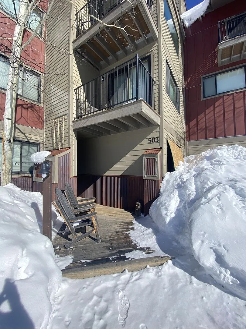 Amazing slope side location! — Photo 2