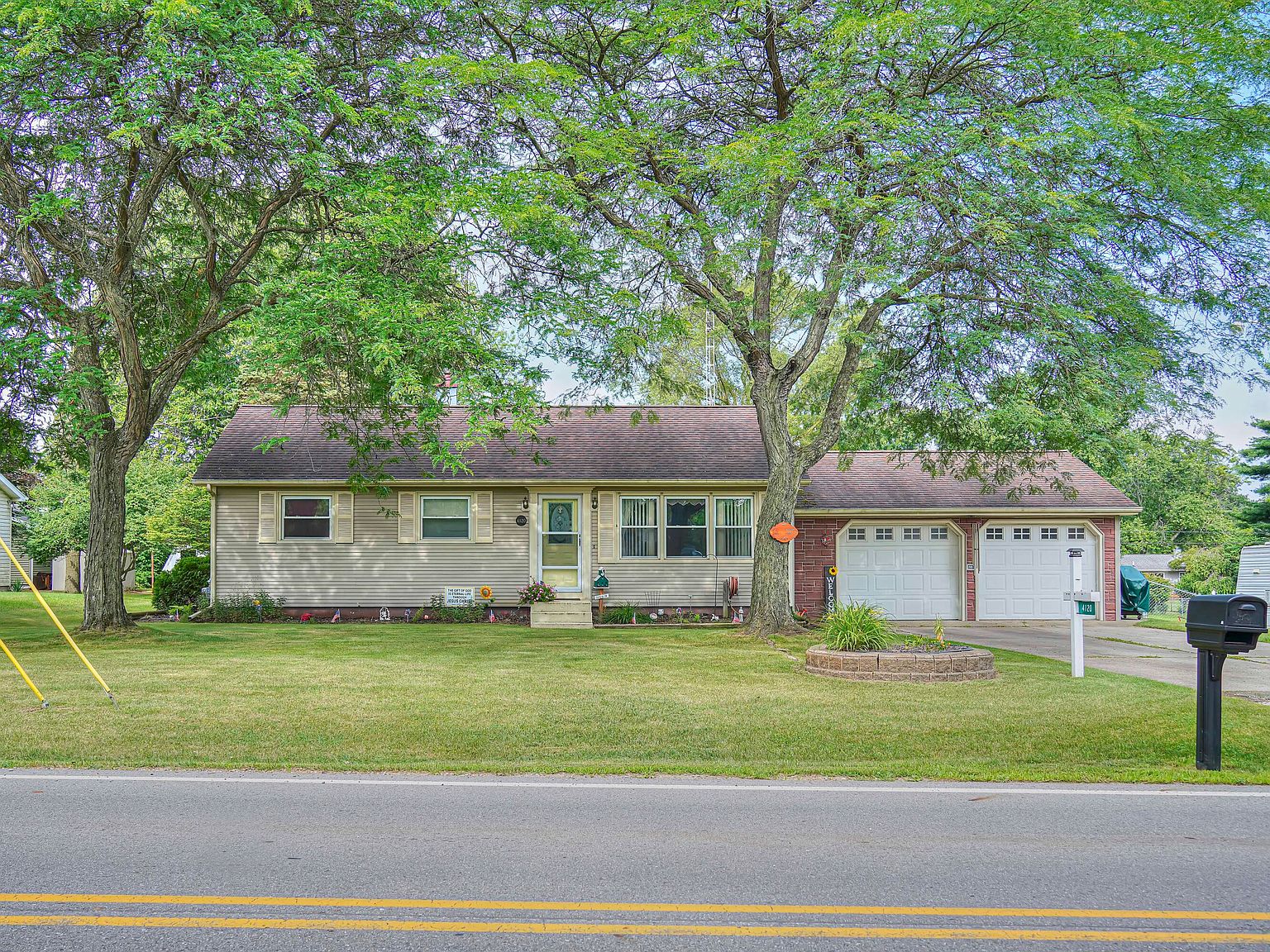 4120 N Draper Rd, Jackson, MI 49203 Zillow