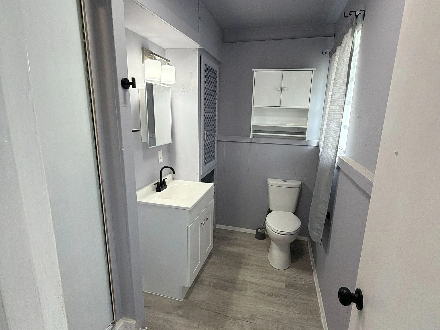 4 bed, 4.0 bath, 1906 sqft, $957 — Photo 3