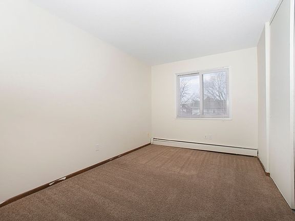 5th image of 2600 Bryant Ave S APT 202