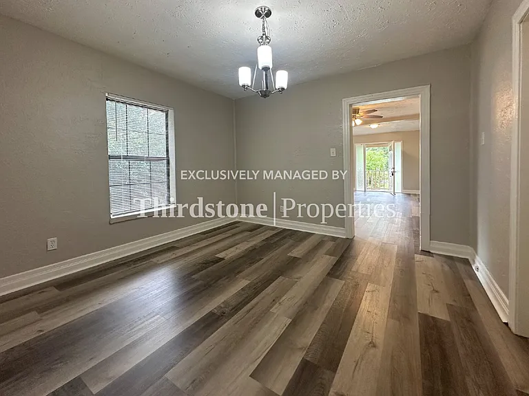 7827 Mattox Ave — Photo 3