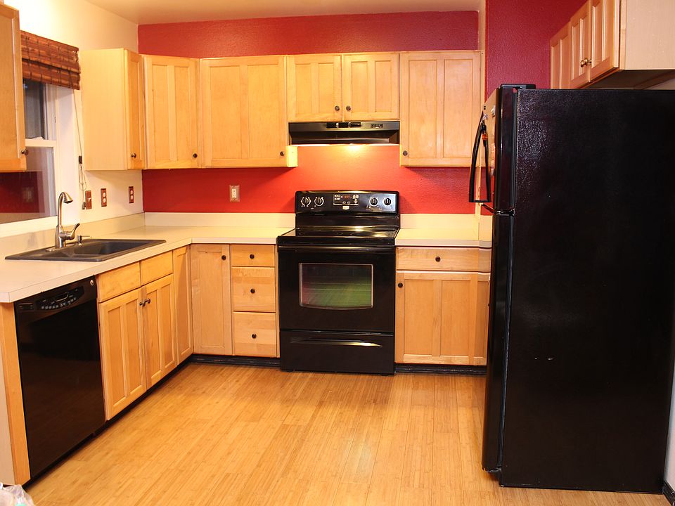 2nd image of 109 Ben Williams Ln
