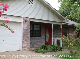 1403 N Oswego Ave, Russellville, AR 72801