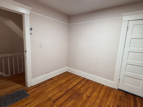 5th image of 13903 97th Ave Floor 2