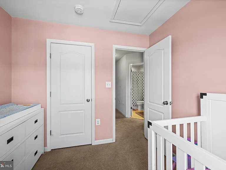 10607 Meridian Hill Way — Photo 14