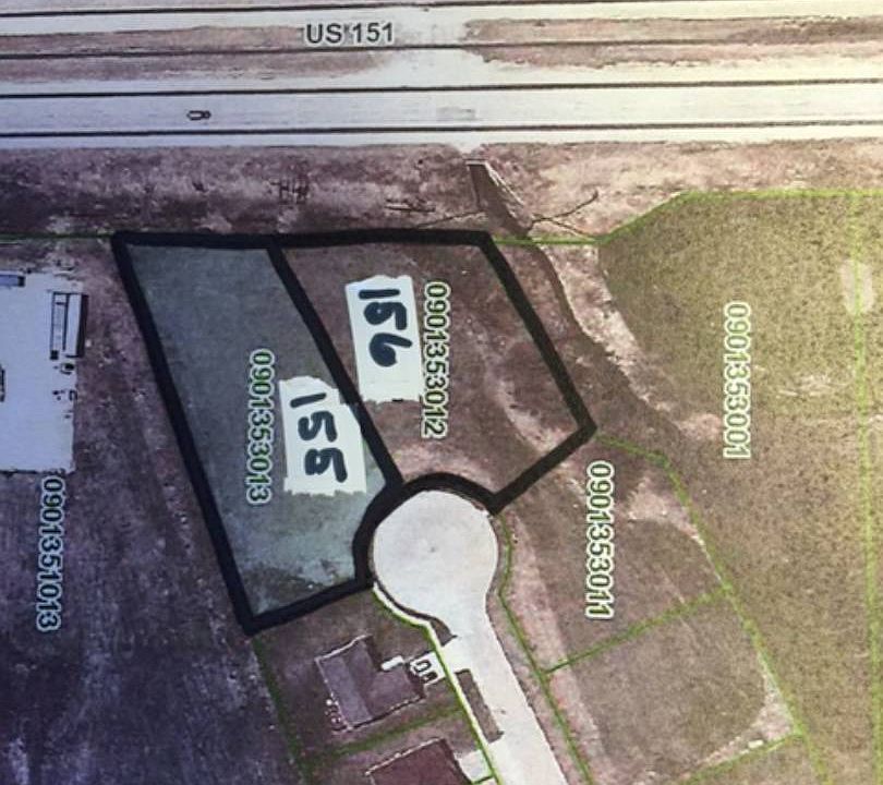 2nd image of 156 Country Club Ct
