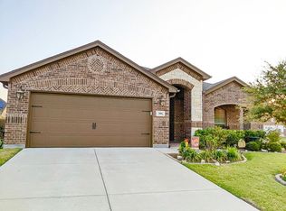 300 Acadia Ln, Forney, TX 75126