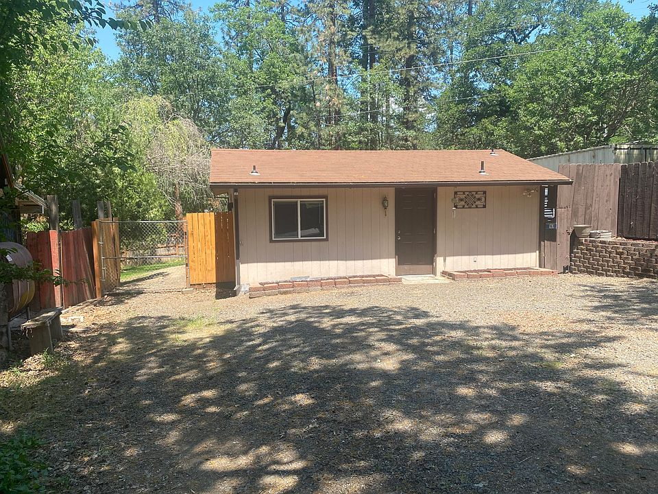 1st image of 163 Black Oak Dr