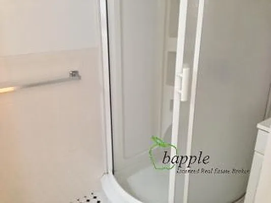 Rented by Bapple | media 6