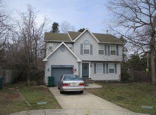 6197 Robin Dr, Mays Landing, NJ 08330