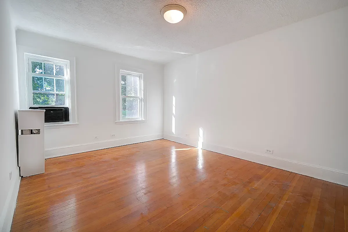 22-33 19th Street — Photo 1