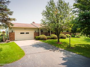 343 Ives Rd, Mason, MI 48854