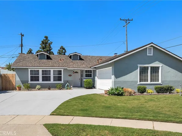 15001 Sussex Cir, Huntington Beach, CA 92647