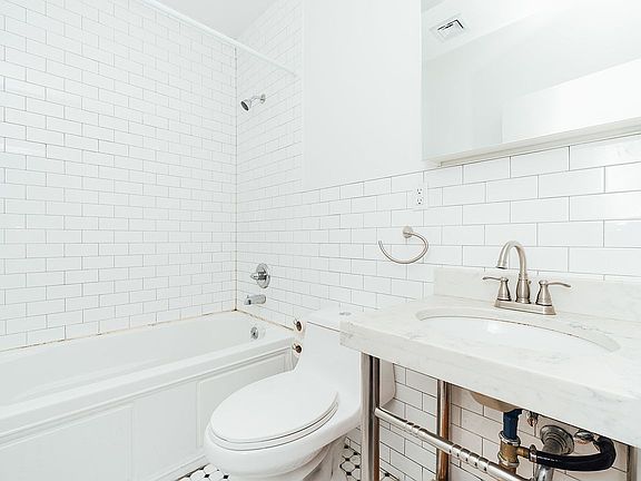 5th image of 265 Nostrand Ave #B18