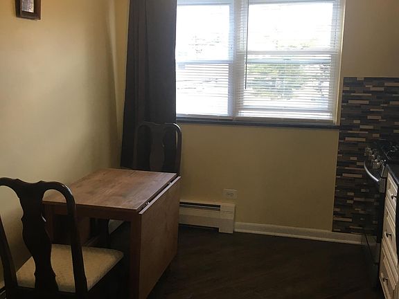 3rd image of 6273 N Cicero Ave APT B5