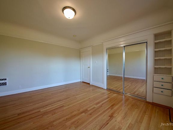 3rd image of 1629 McAllister St APT 201