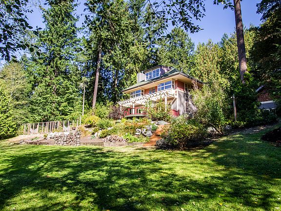 3rd image of 9875 NE Nelson Hill Ln