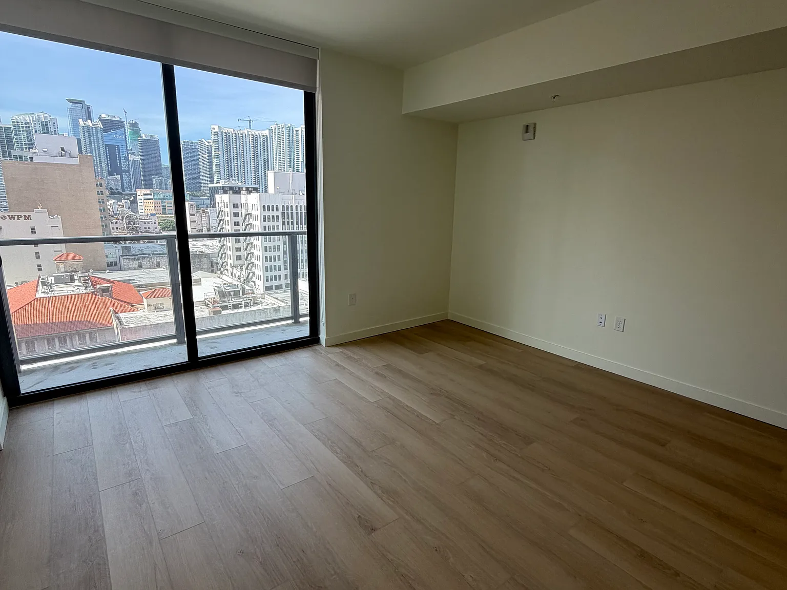 Studio, 410 sqft, $1,980 — Photo 2