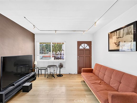 5th image of 815 Pacific Ave APT 6