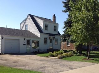 31 Parkview Dr, Northlake, IL 60164