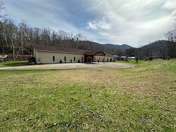 2nd image of 12490 Deepwater Mountain Rd