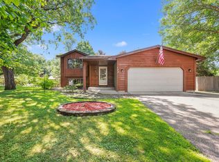 132 116th Ave NE, Blaine, MN 55434