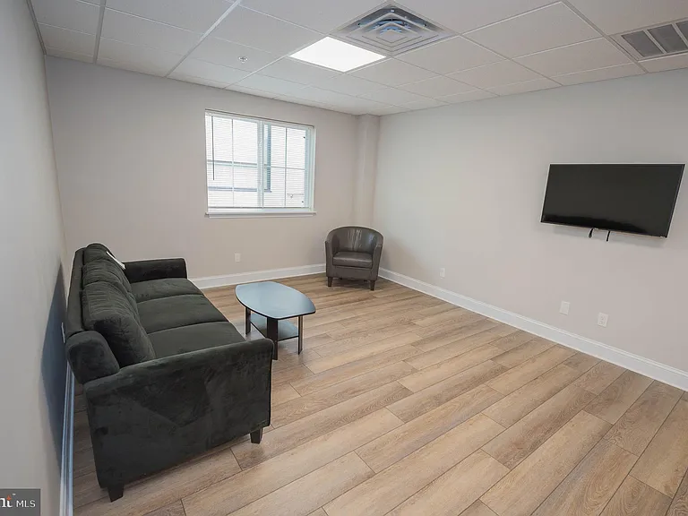 123 Bateman St #3-C — Photo 36