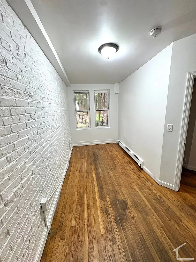 Updated 2 Bed on the T, Available October 1st — Photo 2
