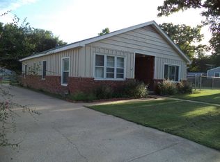 431 E Vine St, Mulvane, KS 67110