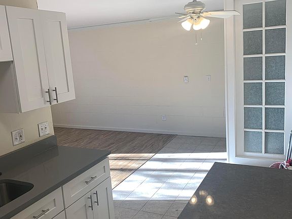 2nd image of 106 22nd Ave #405