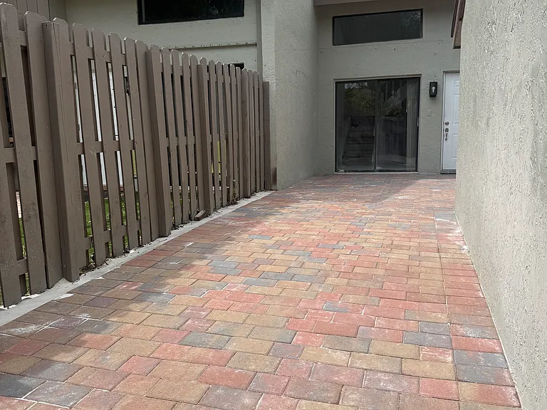 10532 SW 112th Ave — Photo 13