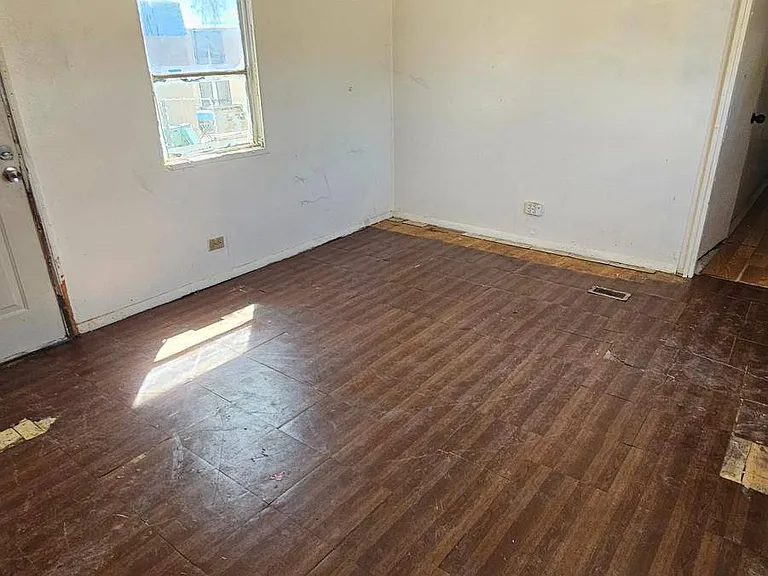 3870 E Benson Hwy #20 — Photo 9