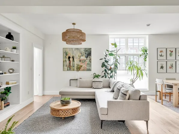 101 3rd St APT 2, Cambridge, MA 02141