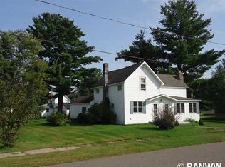 624 N 3rd St, Bruce, WI 54819