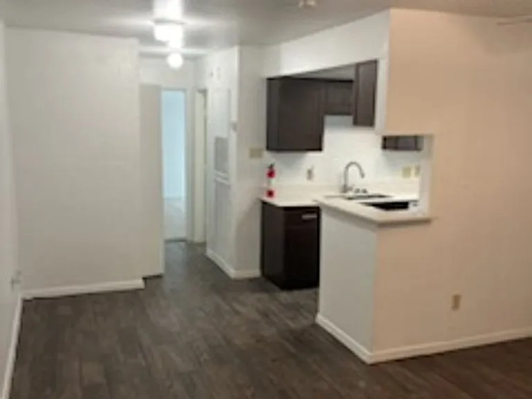 Ashford Creek Apartments — Photo 36
