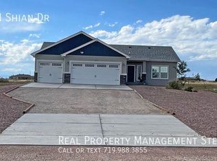 1375 N Shian Dr, Pueblo West, CO 81007